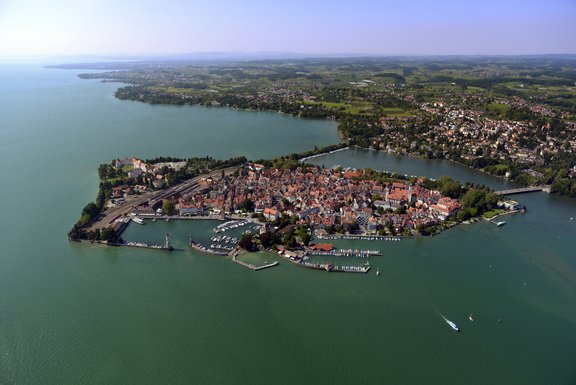 Luftaufnahme von Lindau und Bodensee